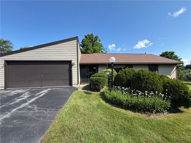 743 Village Boulevard South, Van Buren, NY 13027