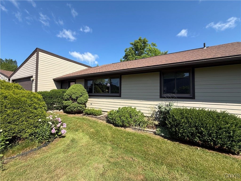 743 Village Boulevard South, Van Buren, NY 13027