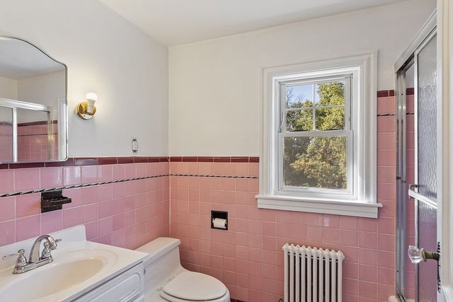 256 Massasoit Rd, Worcester, MA 01604