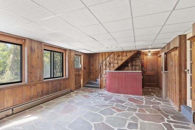 256 Massasoit Rd, Worcester, MA 01604