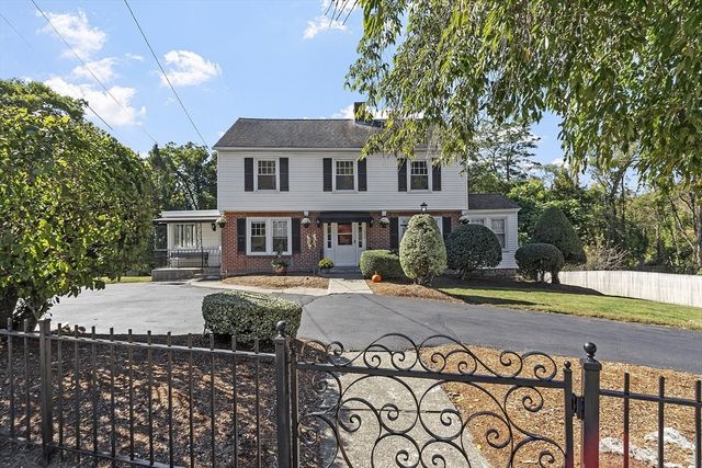 256 Massasoit Rd, Worcester, MA 01604