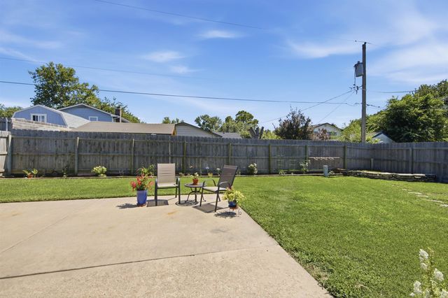 8401 E Lincoln St, Wichita, KS 67207