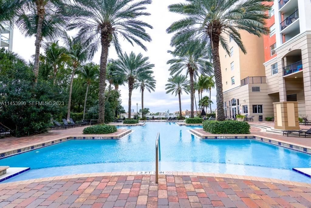 17145 N Bay Road 4403, Sunny Isles Beach, FL 33160