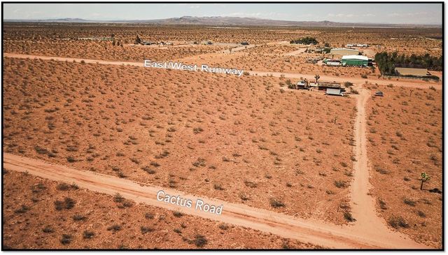 8746 Cactus Road, Adelanto, CA 92301