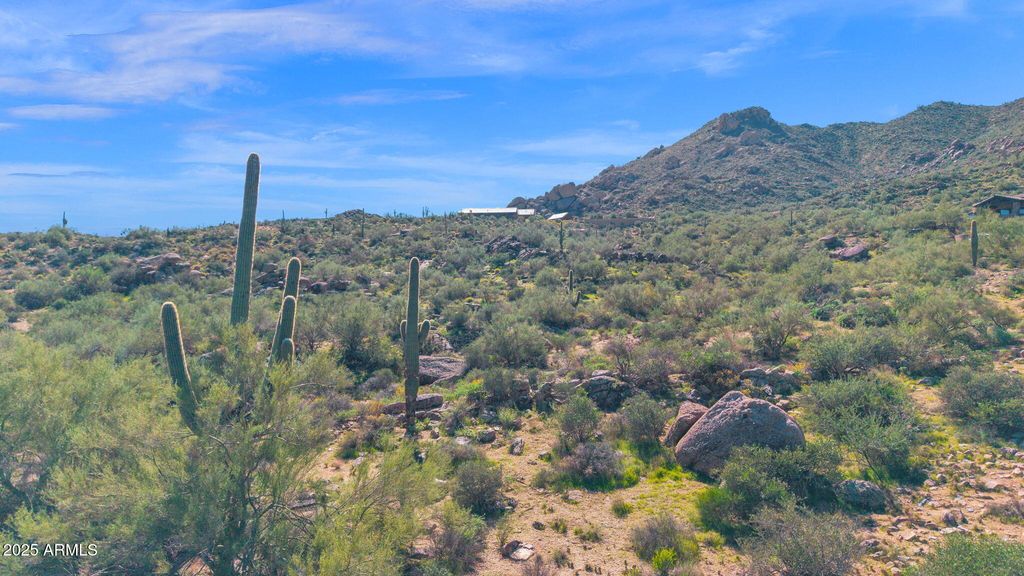 37292 N Nighthawk Way 2, Carefree, AZ 85377 — photo 5