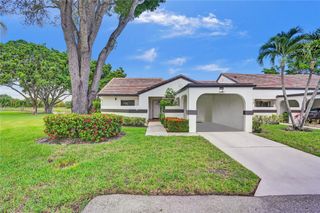 5658 Parkwalk Circle East, Boynton Beach, FL 33472