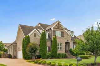 4137 Banner Square Ln, Arrington, TN 37014