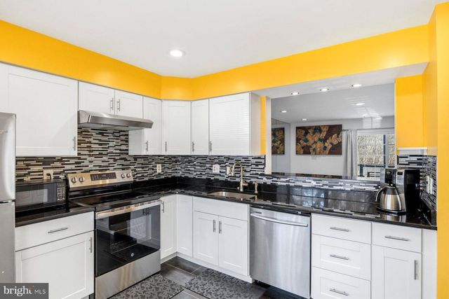 58 HARDWOOD DR, Rosedale, MD 21237