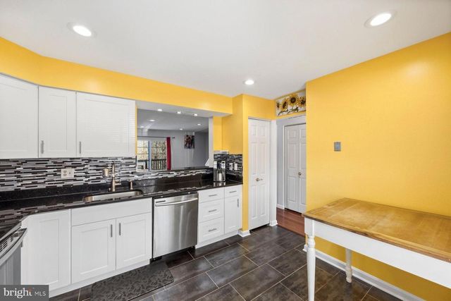 58 HARDWOOD DR, Rosedale, MD 21237