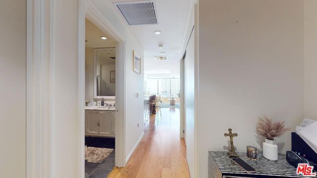 1155 S Grand Avenue 1106, Los Angeles, CA 90015