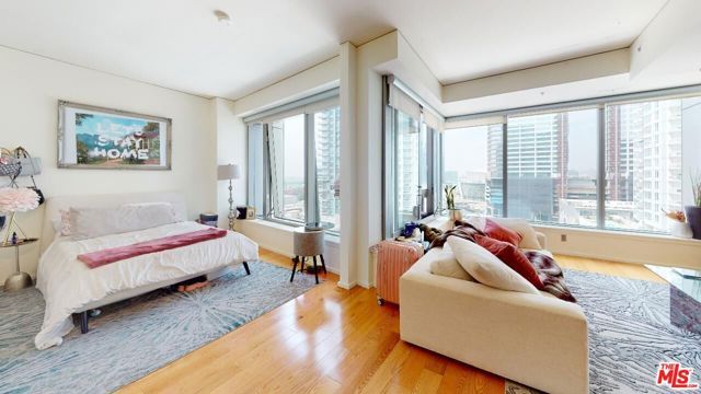 1155 S Grand Avenue 1106, Los Angeles, CA 90015