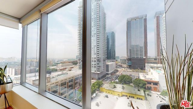 1155 S Grand Avenue 1106, Los Angeles, CA 90015