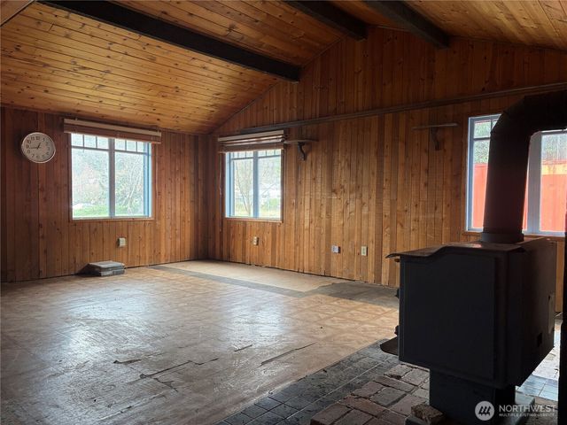 131 Muncie Avenue, Quilcene, WA 98376