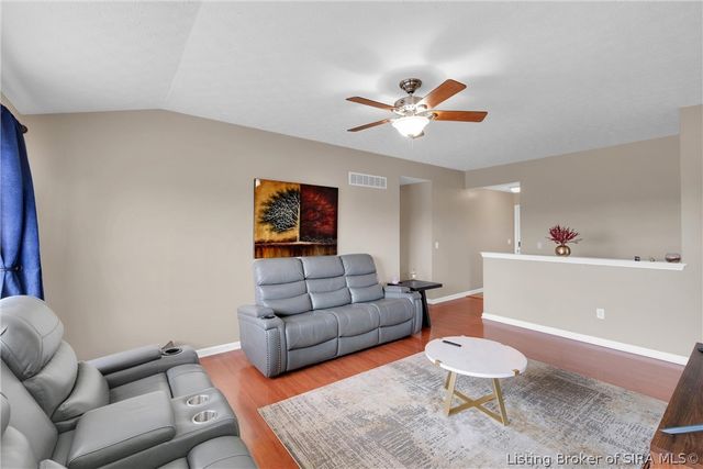12306 Nina Court, Sellersburg, IN 47172