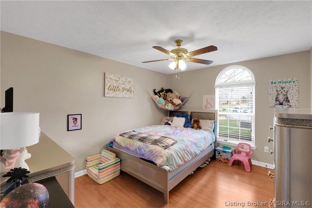 12306 Nina Court, Sellersburg, IN 47172