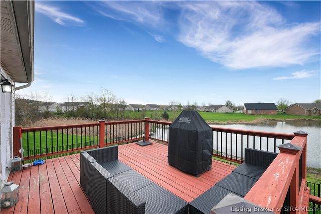 12306 Nina Court, Sellersburg, IN 47172