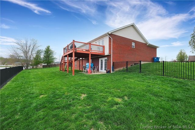 12306 Nina Court, Sellersburg, IN 47172