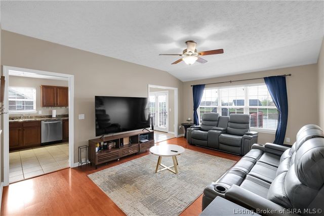 12306 Nina Court, Sellersburg, IN 47172