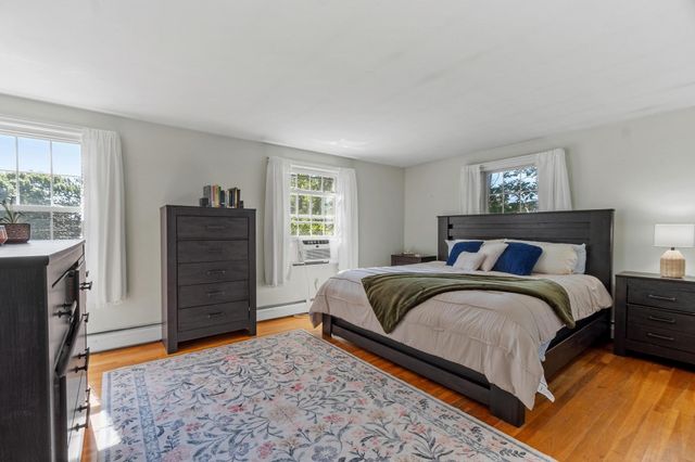 2 Nipmuc Rd, Paxton, MA 01612