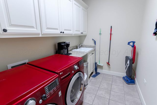 8007 NEW ENGLAND Parkway, Amarillo, TX 79119