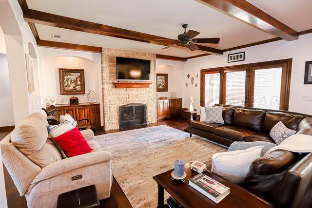 8007 NEW ENGLAND Parkway, Amarillo, TX 79119