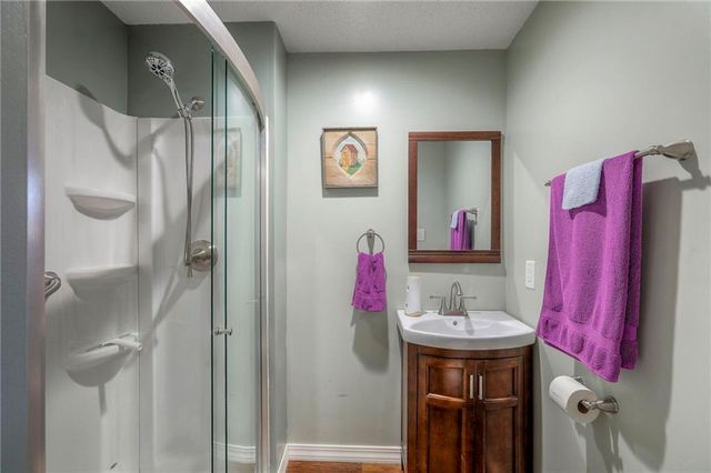 6620 NW 136th Street, Kansas City, MO 64164