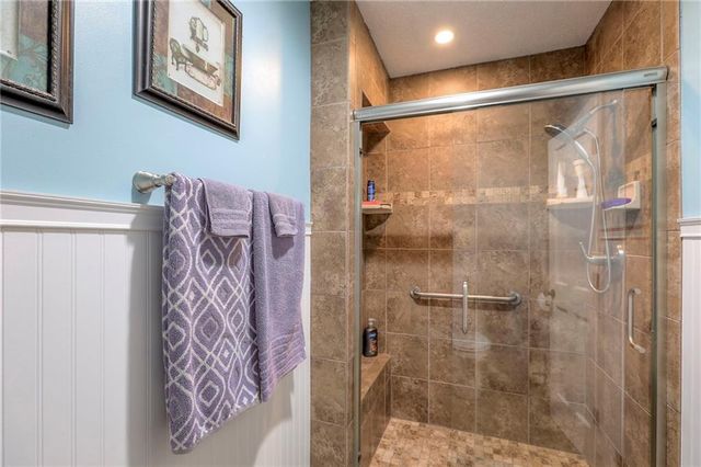 6620 NW 136th Street, Kansas City, MO 64164