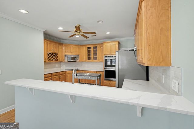 159 Friar Tuck Road, Fayetteville, GA 30215