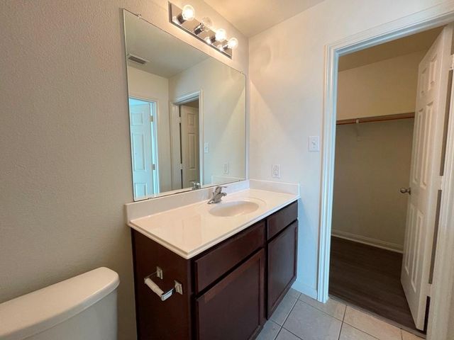 113 Robertson LN, Jarrell, TX 76537