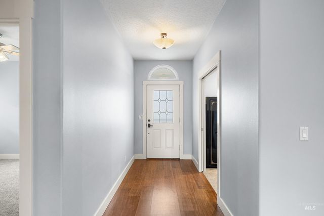 3021 E Green Canyon Dr, Meridian, ID 83642