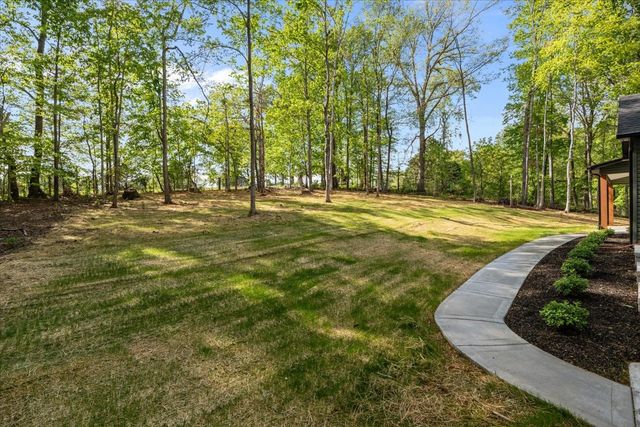 827 Town Branch Rd, Charlotte, TN 37036