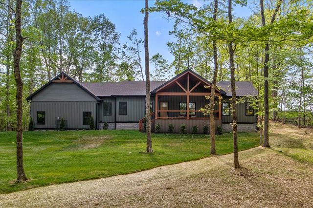 827 Town Branch Rd, Charlotte, TN 37036