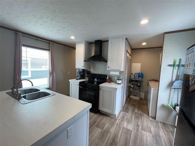 20410 Telge Road 144, Tomball, TX 77377