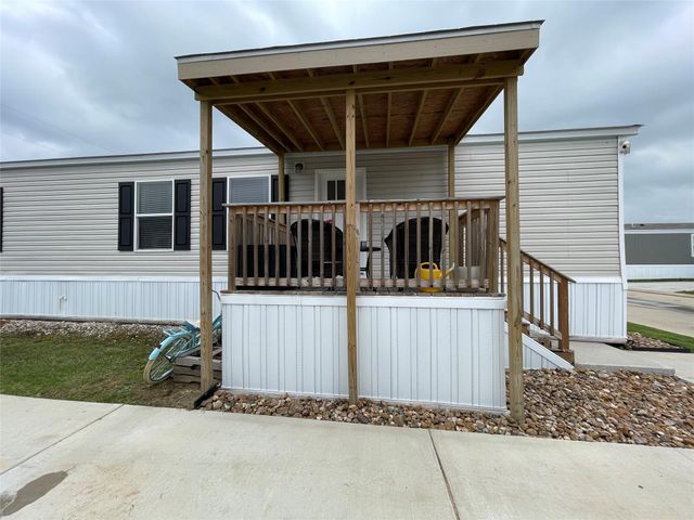 20410 Telge Road 144, Tomball, TX 77377