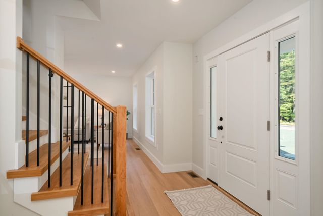 238 Old Greenfield Road, Peterborough, NH 03458