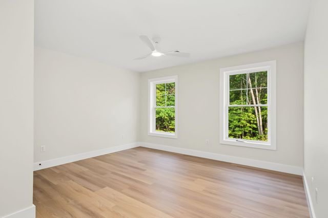 238 Old Greenfield Road, Peterborough, NH 03458