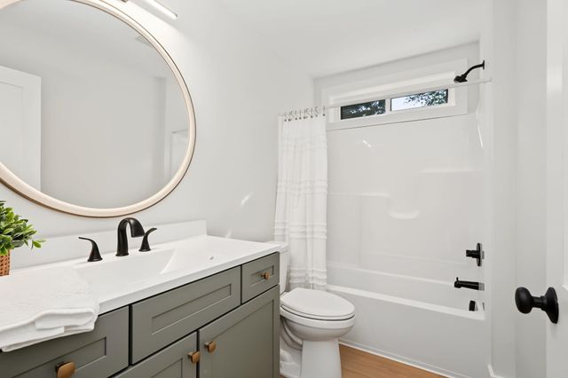 238 Old Greenfield Road, Peterborough, NH 03458