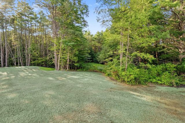 238 Old Greenfield Road, Peterborough, NH 03458
