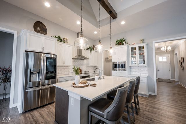 2071 Granville Drive, Westfield, IN 46074