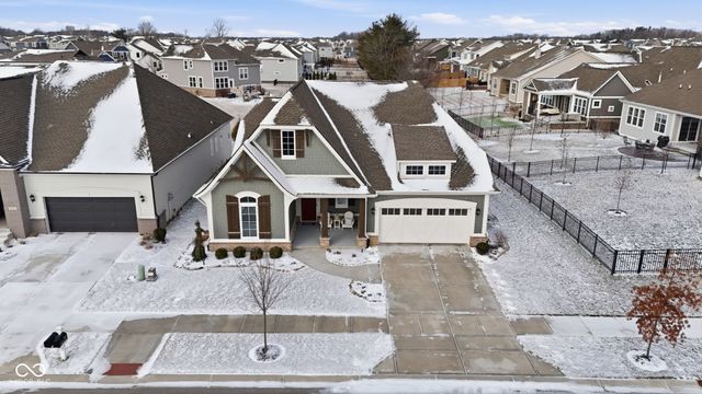 2071 Granville Drive, Westfield, IN 46074