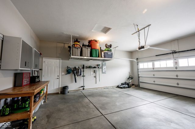 2071 Granville Drive, Westfield, IN 46074