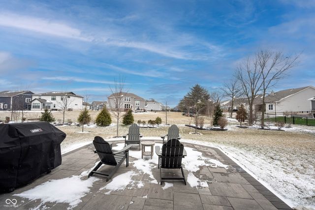 2071 Granville Drive, Westfield, IN 46074