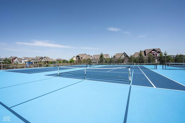 2071 Granville Drive, Westfield, IN 46074