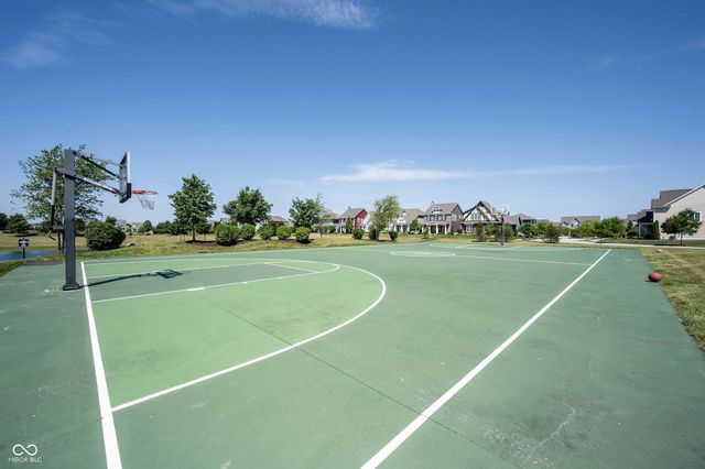 2071 Granville Drive, Westfield, IN 46074