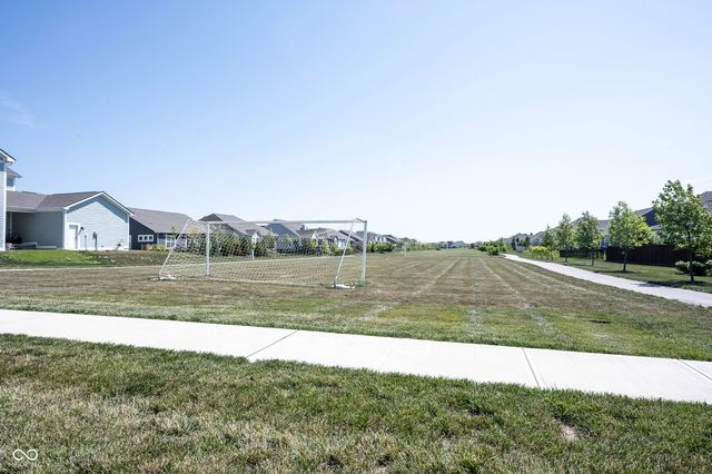 2071 Granville Drive, Westfield, IN 46074