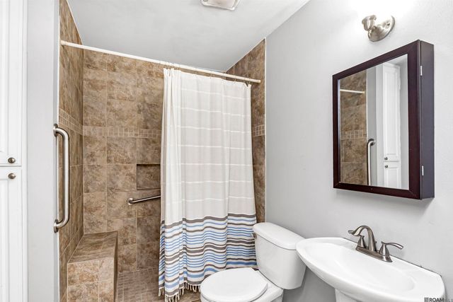 1506 Landry Dr, Baker, LA 70714