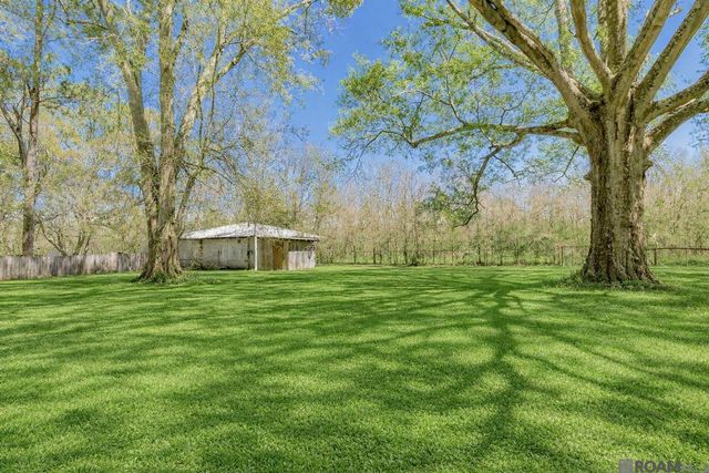 1506 Landry Dr, Baker, LA 70714