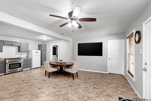 1506 Landry Dr, Baker, LA 70714