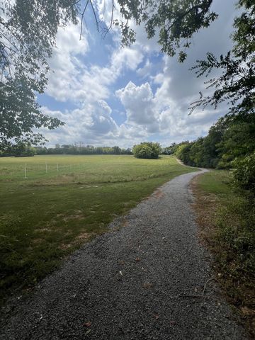 109 West Cassa Way, Mount Juliet, TN 37122