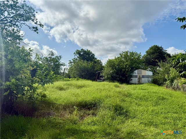 51 Bayou Drive, Port Lavaca, TX 77979